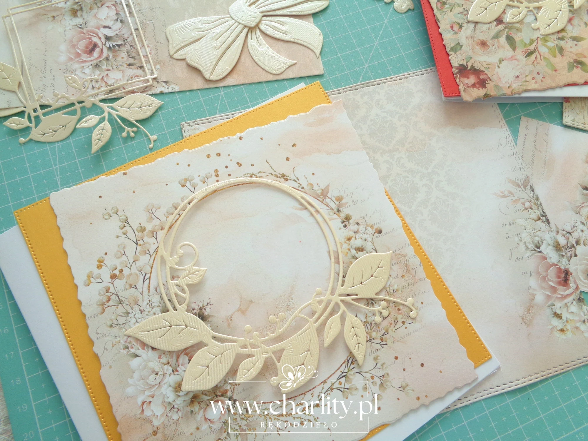Wszystko zaczyna się od wyboru papierów do scrapbookingu
